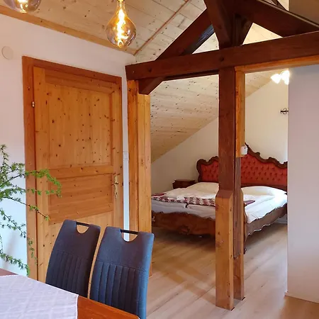 Privatzimmervermietung Mischanel Platz Apartment *